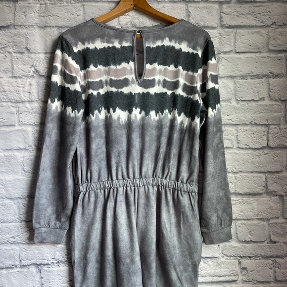 NWT Lily Rose Women’s Gray Blu e White Ombre Tye Dye Long Sleeve Romper Size XL - Picture 6 of 8